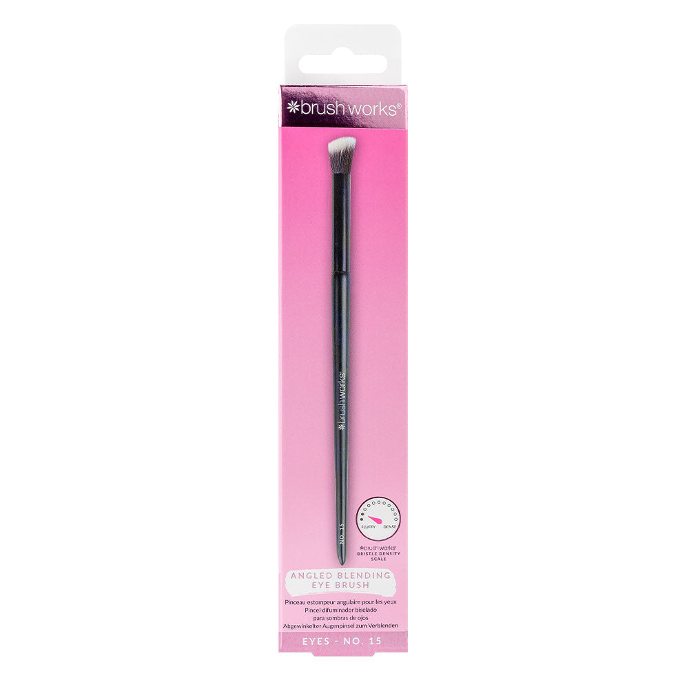 No.15 Angled Blending Eye Brush